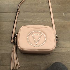 Authentic pale pink Valentino pearl crossbody with detachable strap. Pristine